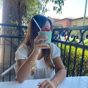 Meet your Posher, Alaina